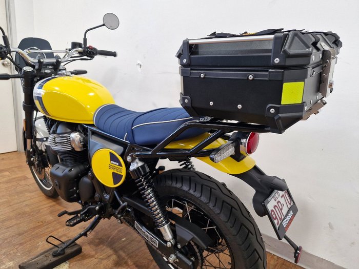 2025 Royal Enfield BEAR 650 YELLOW