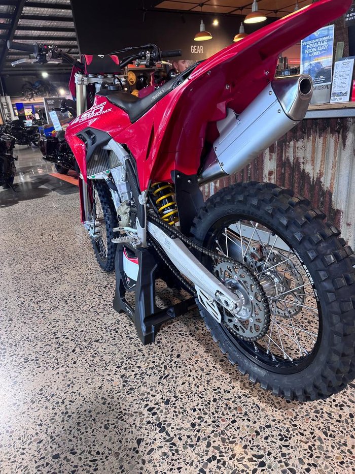 2025 Ducati Desmo450 MX