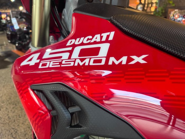 2025 Ducati Desmo450 MX