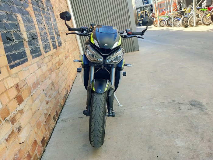 2021 TRIUMPH STREET TRIPLE RS ROAD BLACK
