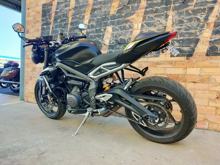 2021 TRIUMPH STREET TRIPLE RS ROAD BLACK