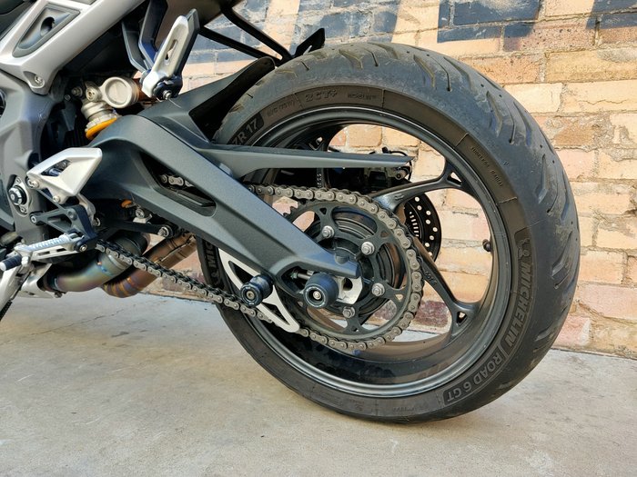 2021 TRIUMPH STREET TRIPLE RS ROAD BLACK