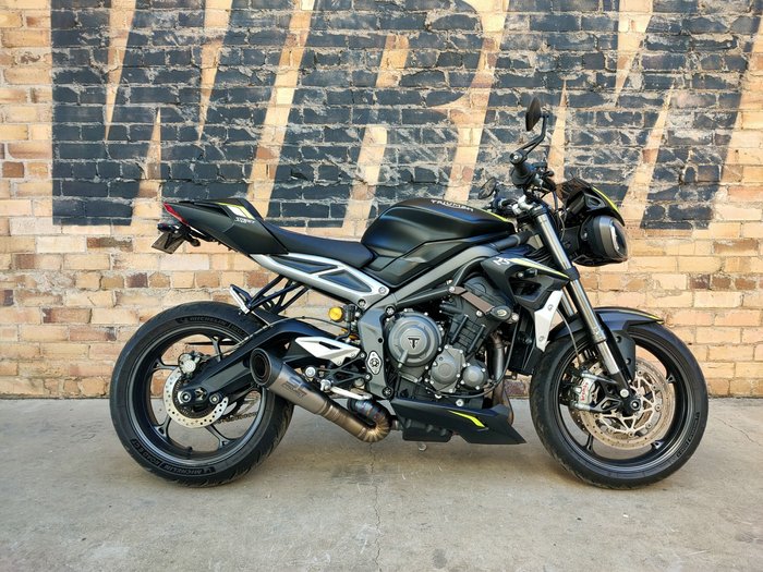 2021 TRIUMPH STREET TRIPLE RS ROAD BLACK