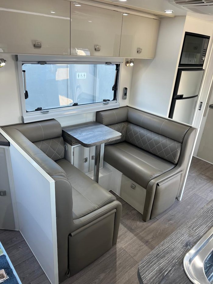 2019 Design RV Forerunner Van 1-1, 18'8''