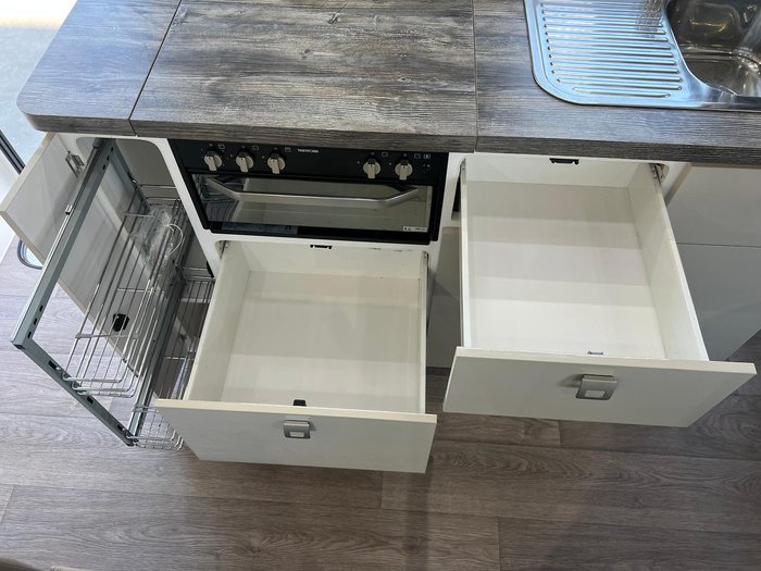 2019 Design RV Forerunner Van 1-1, 18'8''