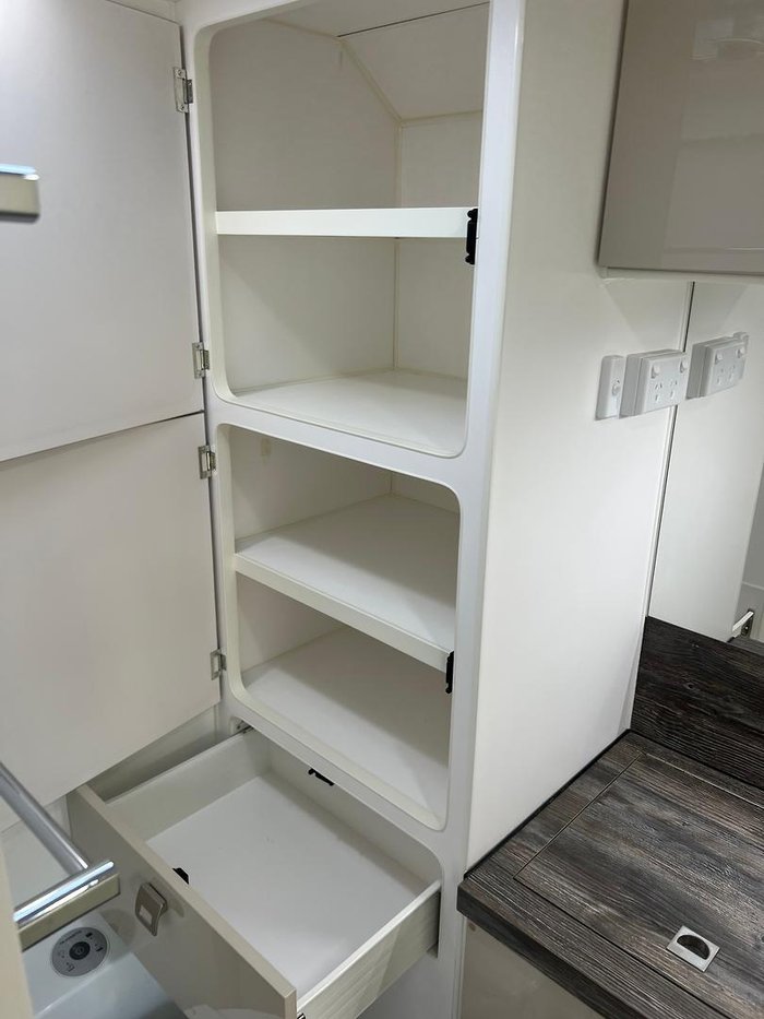 2019 Design RV Forerunner Van 1-1, 18'8''