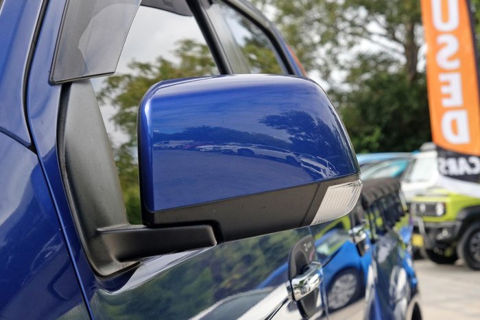 2019 Isuzu D-MAX LS-M