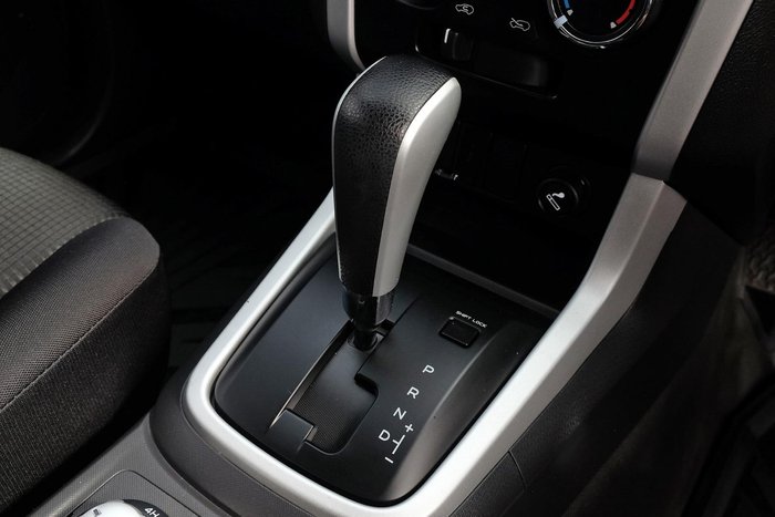 2019 Isuzu D-MAX LS-M