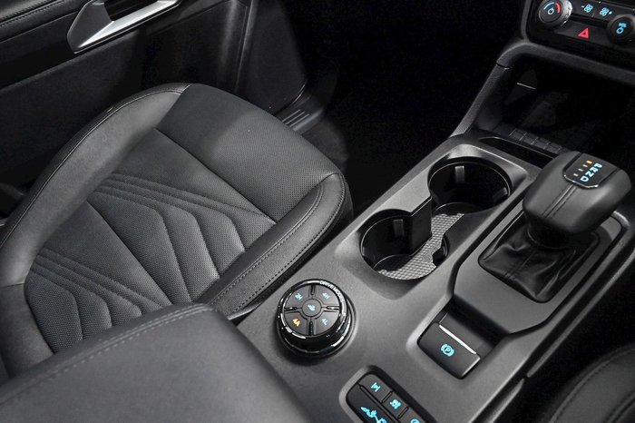 2025 Ford Everest Black Edition MY26.00 4X4 Dual Range Alabaster White