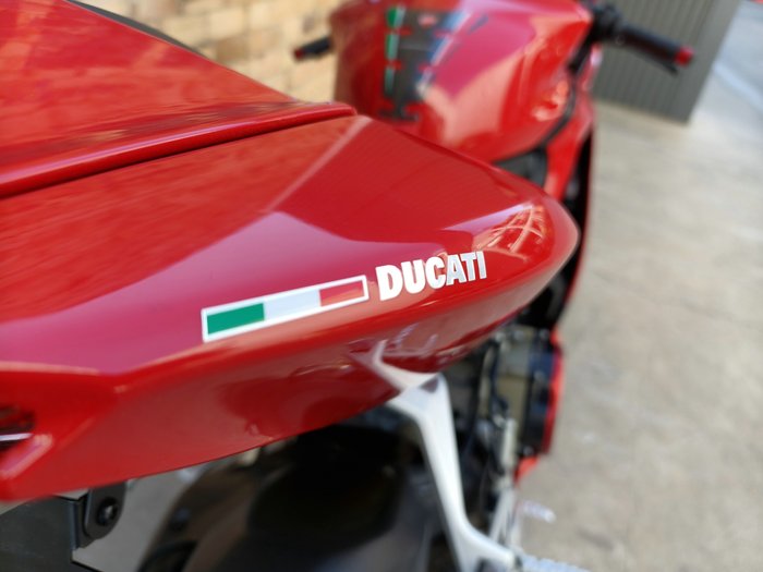 2013 DUCATI 1199 PANIGALE ROAD RED