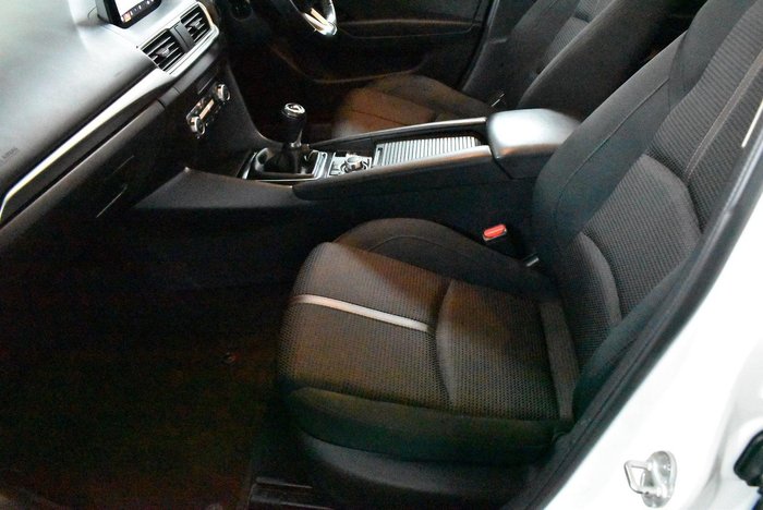 2018 Mazda 3 Maxx Sport