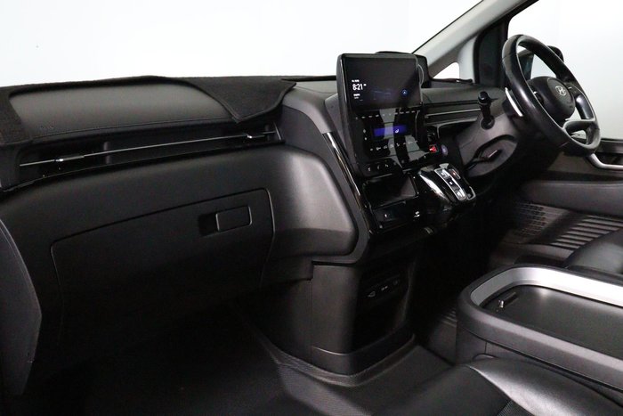 2021 Hyundai STARIA Highlander