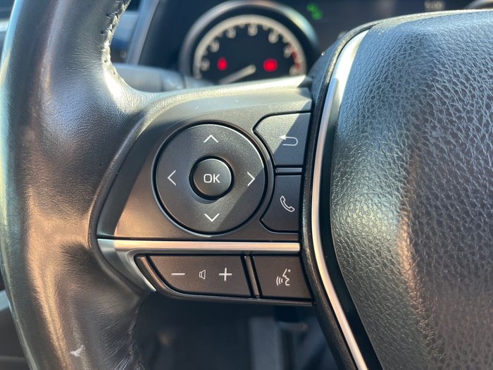 2020 Toyota Camry SX