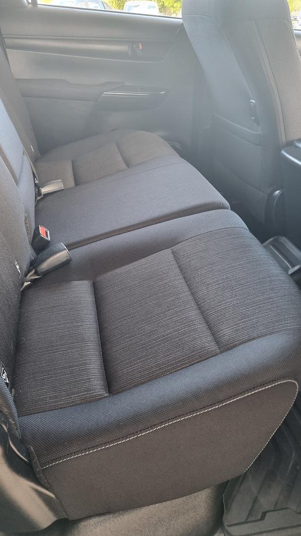 2022 Toyota Hilux SR