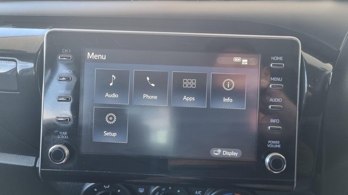 2022 Toyota Hilux SR