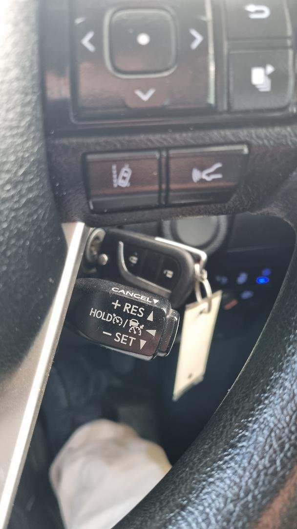 2022 Toyota Hilux SR