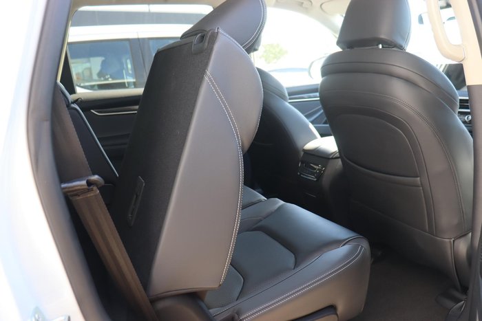 2024 LDV D90 Executive