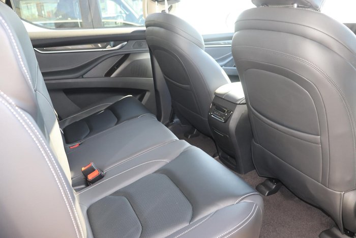 2024 LDV D90 Executive