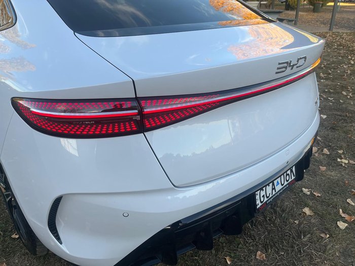 2025 BYD SEAL Premium
