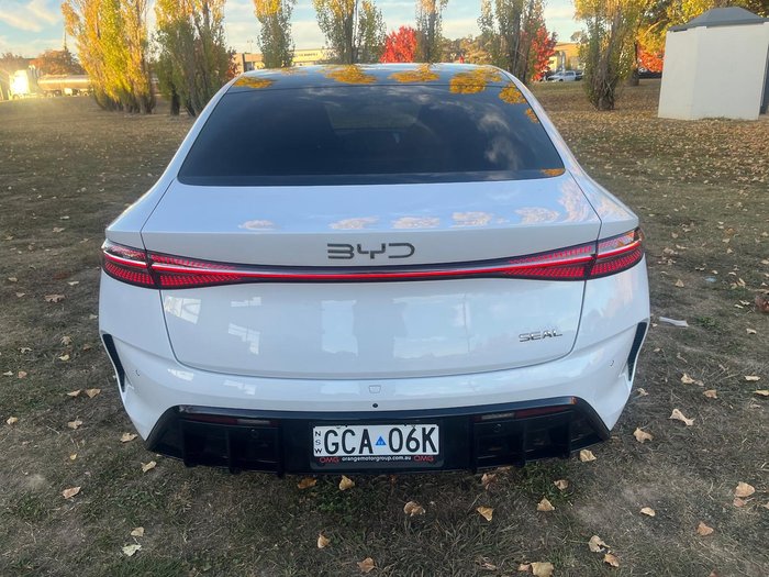 2025 BYD SEAL Premium