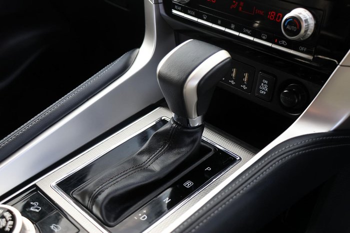 2022 Mitsubishi Pajero Sport GSR