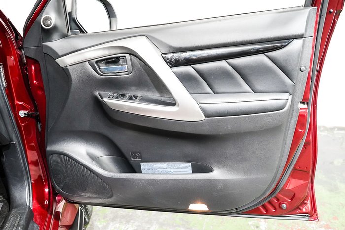 2017 Mitsubishi Pajero Sport Exceed