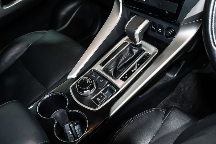 2017 Mitsubishi Pajero Sport Exceed