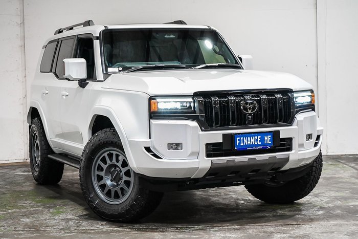 2024 Toyota Landcruiser Prado