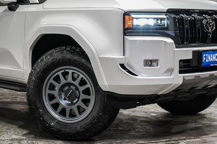 2024 Toyota Landcruiser Prado Kakadu