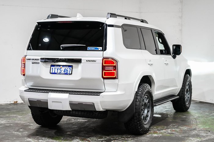 2024 Toyota Landcruiser Prado Kakadu