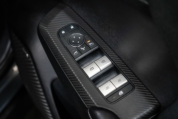 2025 Mitsubishi Outlander LS