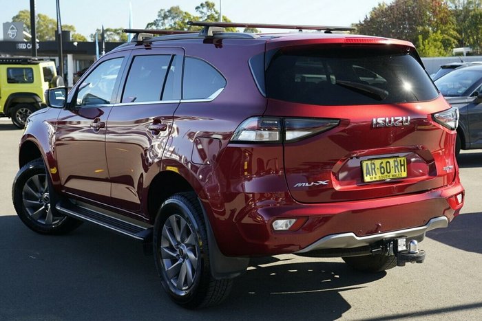 2022 Isuzu MU-X LS-U