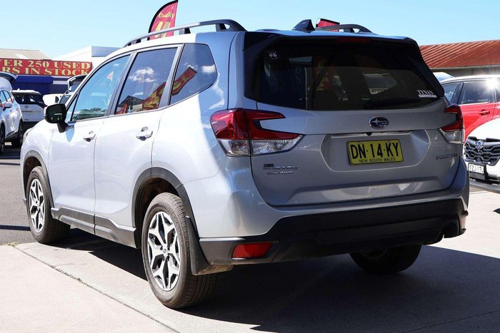 2025 Subaru Forester 2.5i