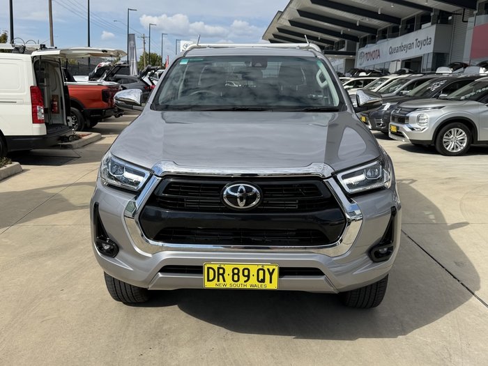 2023 Toyota Hilux SR5