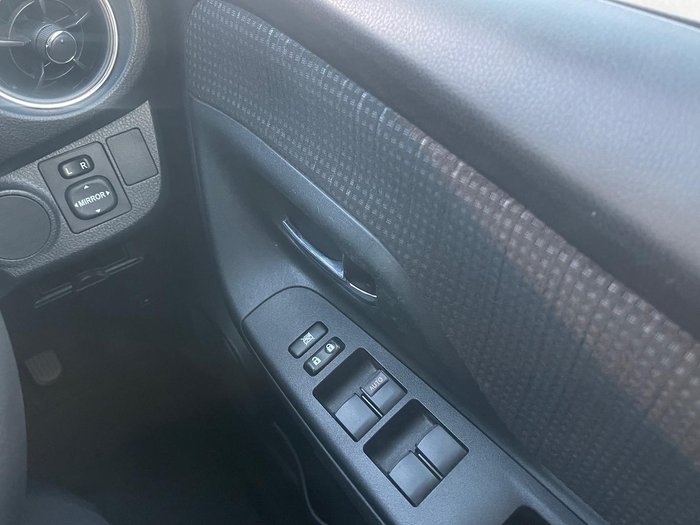 2017 Toyota Yaris SX