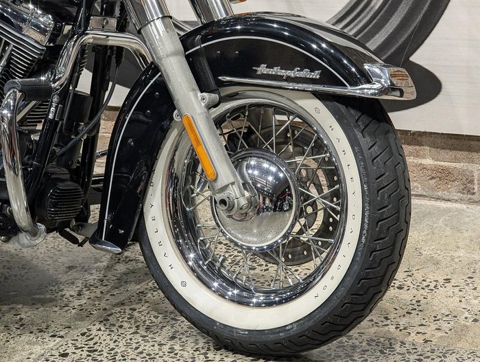 2012 Harley-Davidson Heritage Softail Classic 1690 (FLSTC) Softail Black