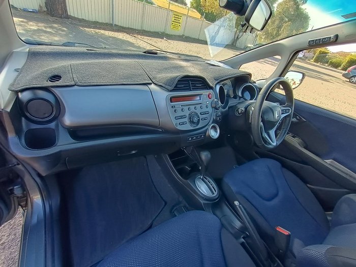 2014 Honda Jazz Vibe-S