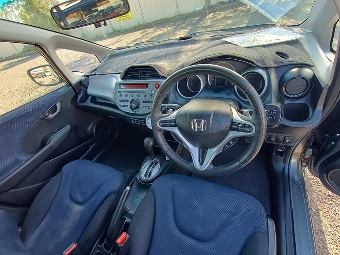 2014 Honda Jazz Vibe-S