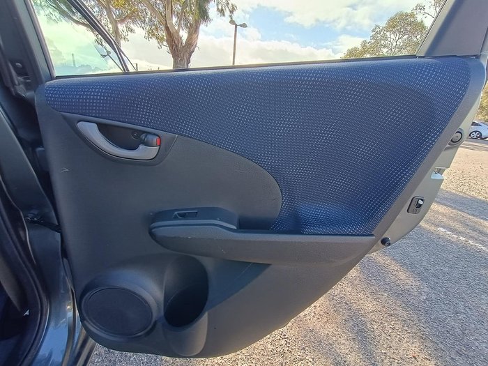 2014 Honda Jazz Vibe-S