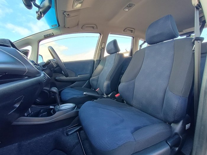 2014 Honda Jazz Vibe-S