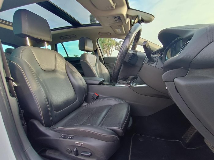 2019 Holden Calais V