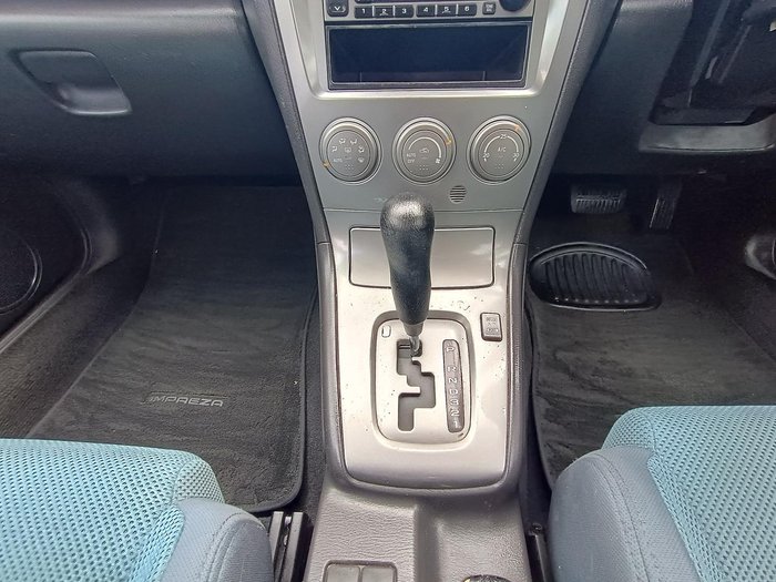 2005 Subaru Impreza RV