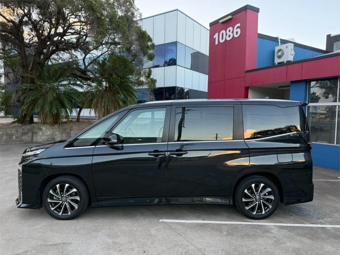 2024 Toyota Voxy Hybrid S-Z