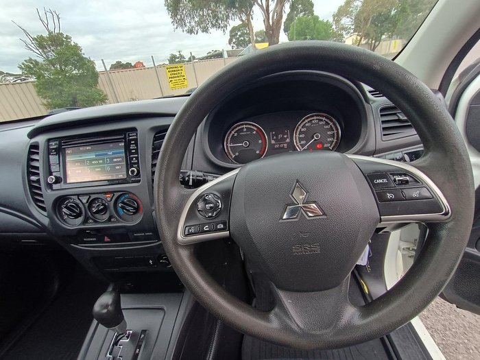 2019 Mitsubishi Triton GLX
