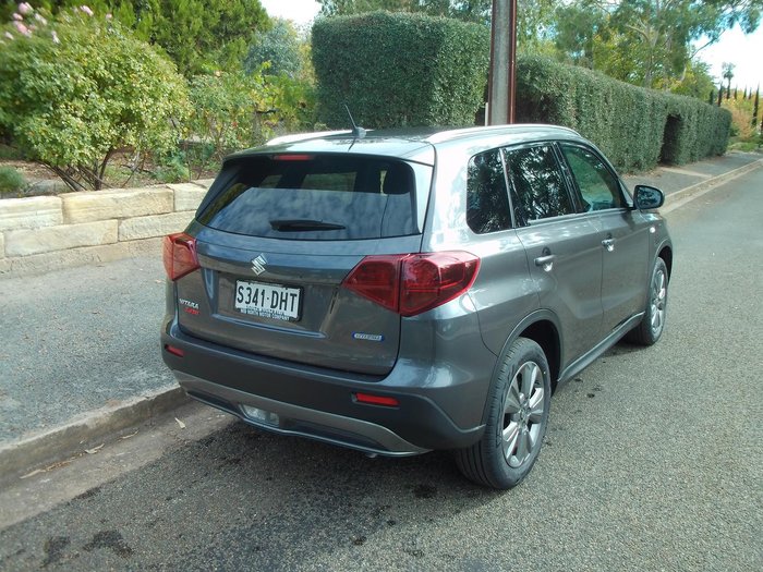 2025 Suzuki Vitara Turbo Hybrid