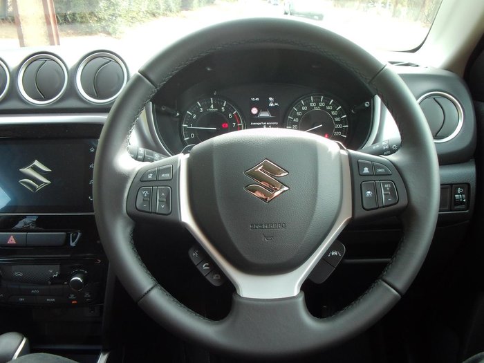 2025 Suzuki Vitara Turbo Hybrid