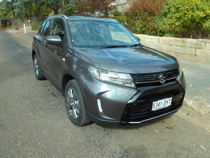 2025 Suzuki Vitara Turbo Hybrid