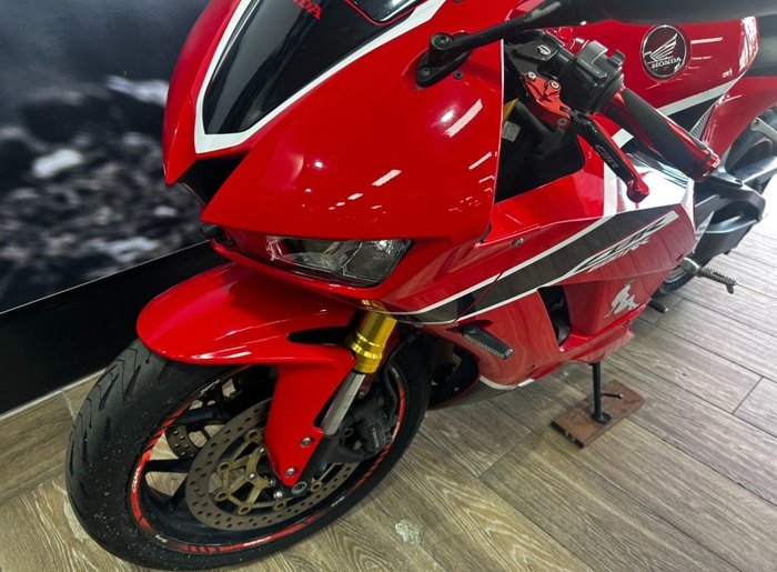 2017 Honda CBR600RR RED