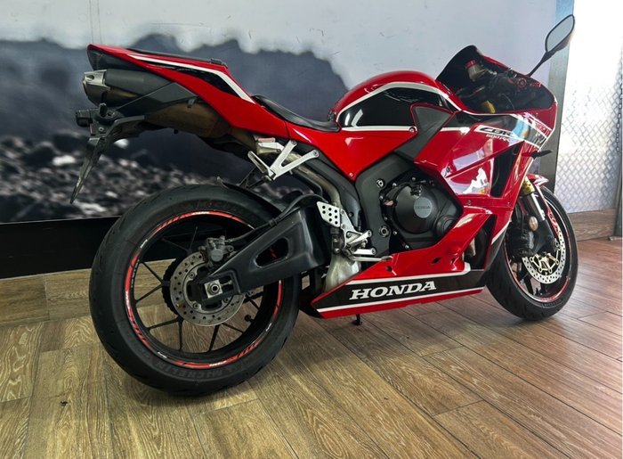 2017 Honda CBR600RR RED