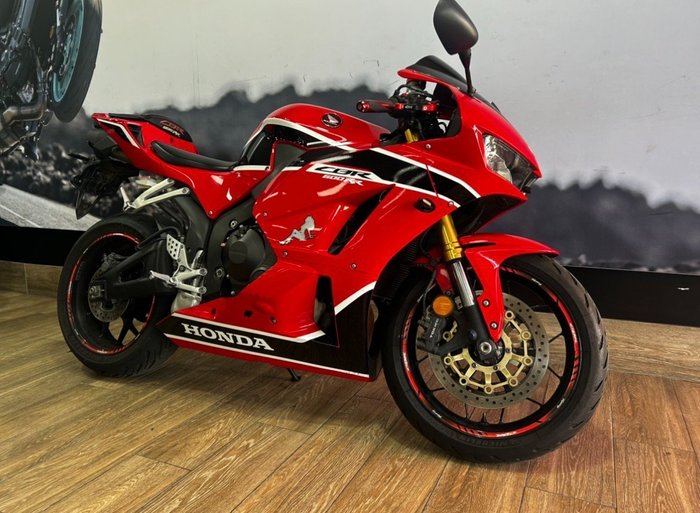 2017 Honda CBR600RR RED